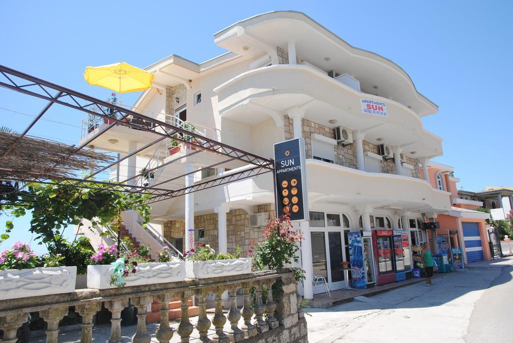Sun Apartments Улцинь Екстер'єр фото