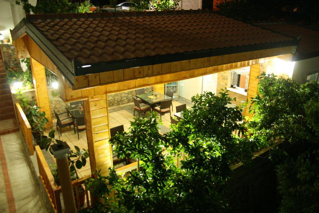 Sun Apartments Улцинь Екстер'єр фото