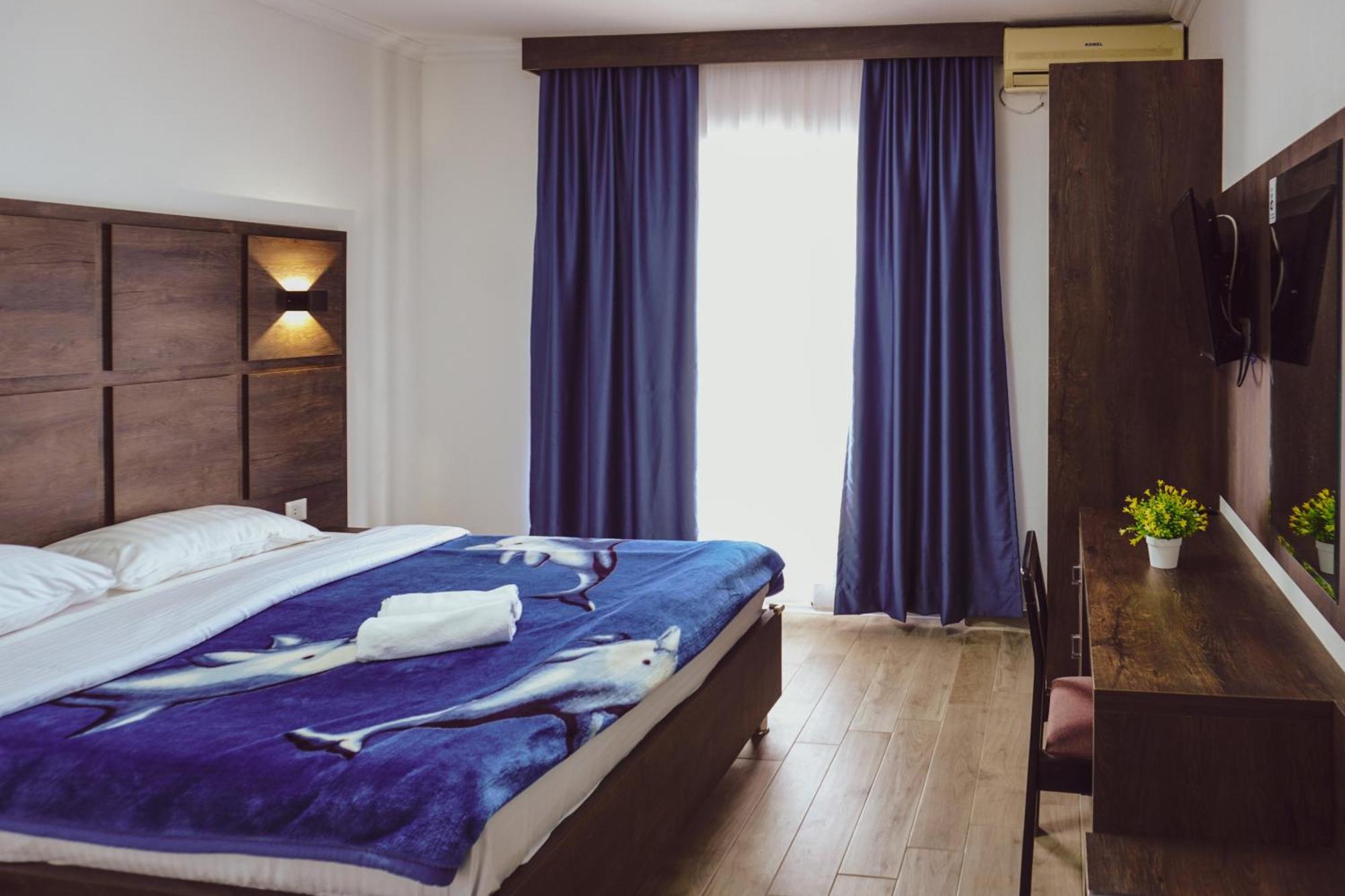 Sun Apartments Улцинь Екстер'єр фото