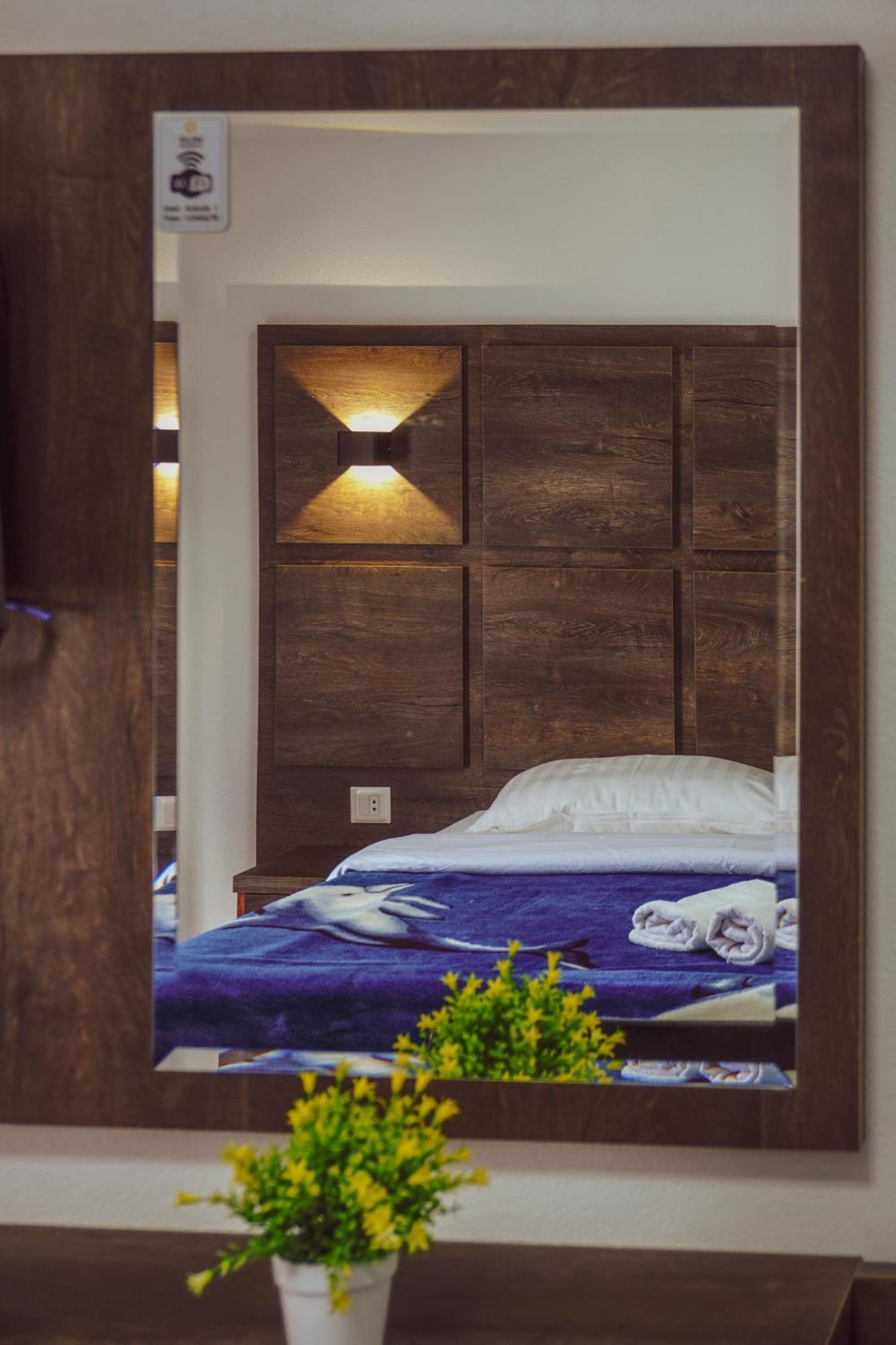 Sun Apartments Улцинь Екстер'єр фото
