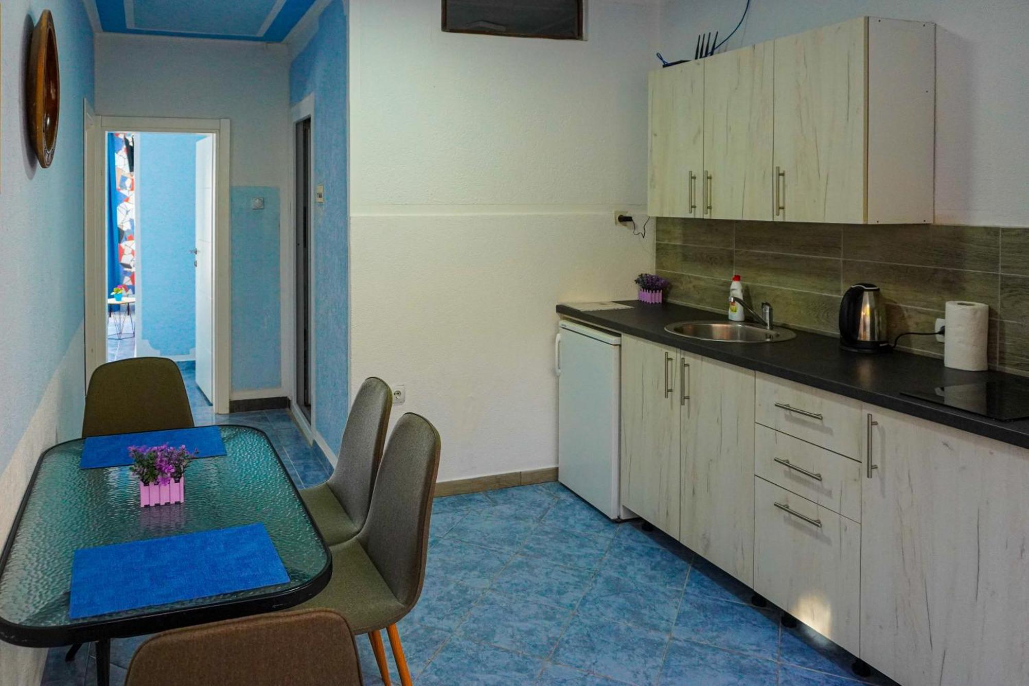 Sun Apartments Улцинь Екстер'єр фото